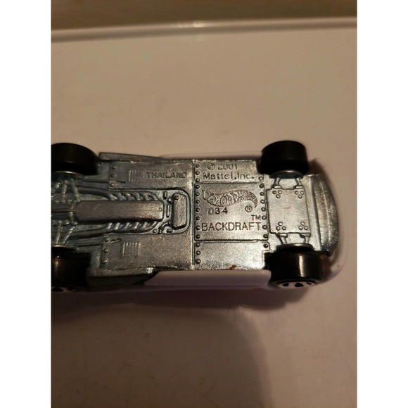 Hot Wheels 2001 Backdraft (White) Diecast Car Loose D34 - Picture 6 of 6